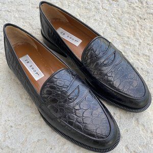 Marshall Field 28 Shop Loafers 6.5B never worn and mint!